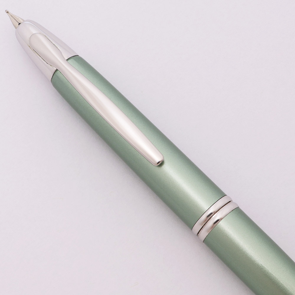 Pilot (Namiki) Vanishing Point LE (#0433 of 2010) - Ice Green w